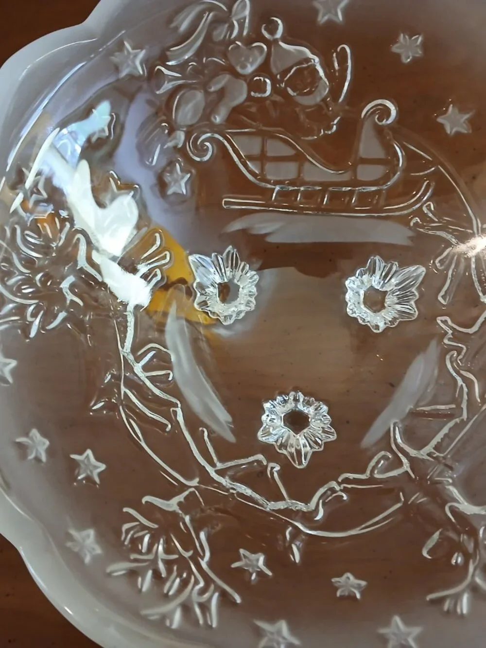 Vintage Christmas Santa & Reindeer Frosted Glass Basket w Lucite Plastic Handle